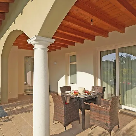 Serraglie Con Piscina Privata Villa Raffa