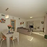 Serraglie Con Piscina Privata *